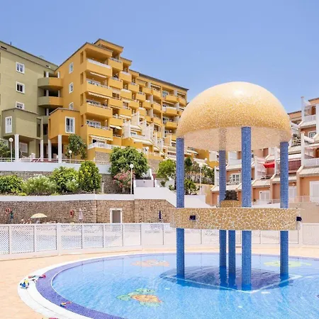 с 1 спальней Playa Americas Апартаменты